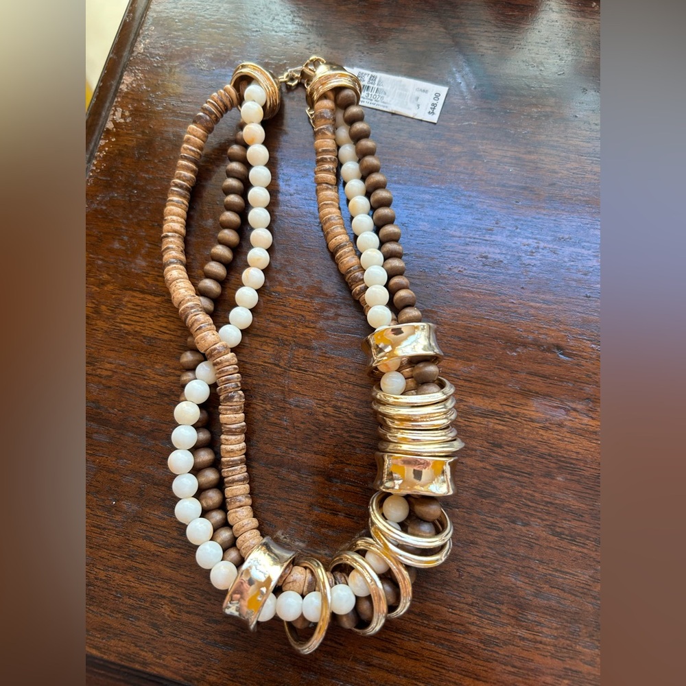 Dillard’s Gold & Brown Beaded Necklace NWT